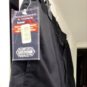 NWT Men's black shorts